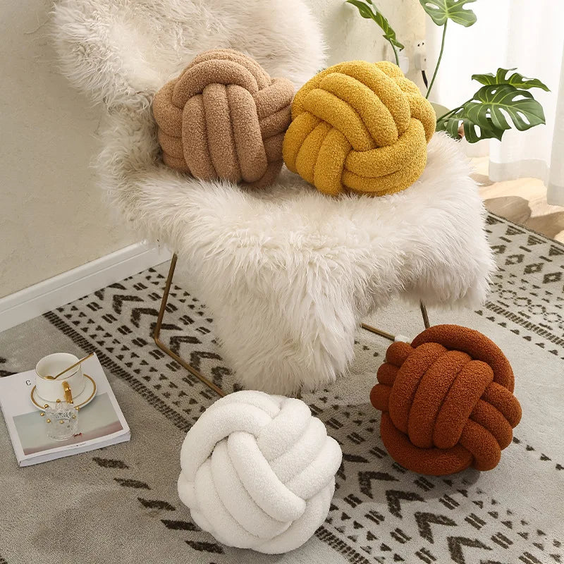 Fun Knot Pillow