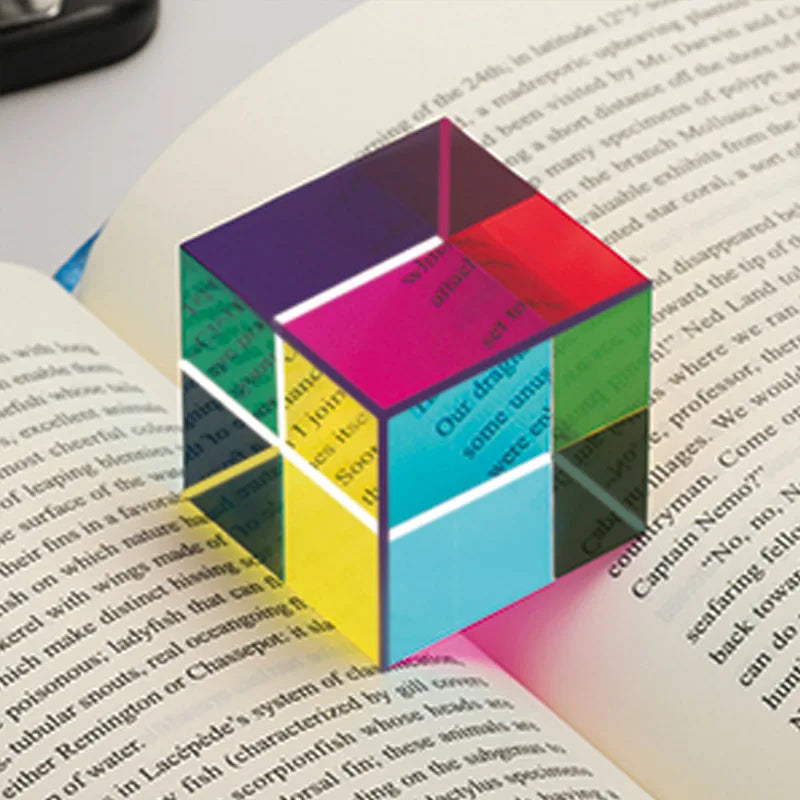 Optical Rainbow Cube