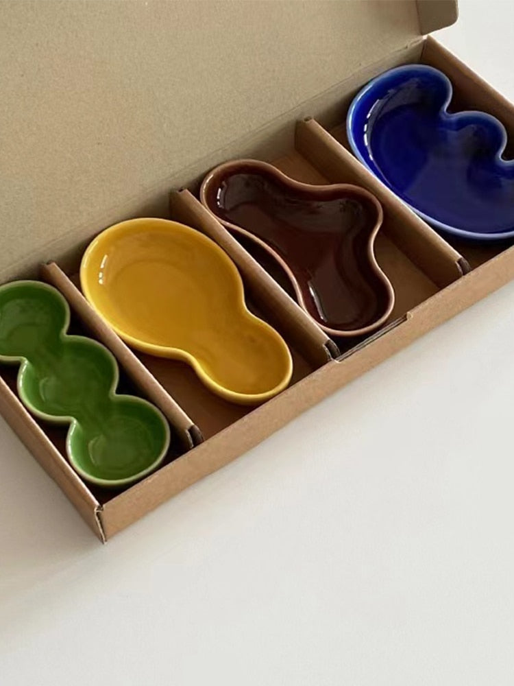 Organic and Playful Dishes