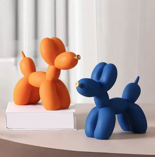 Escultura icónica de perro globo