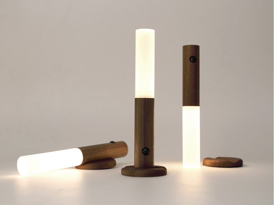 Luz de noche de varita táctil moderna