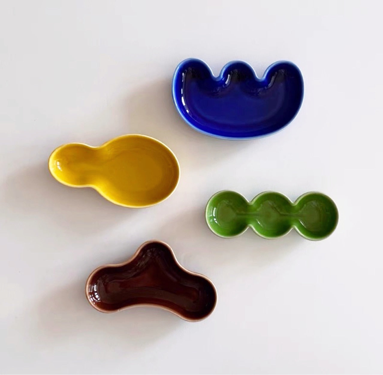 Organic and Playful Dishes