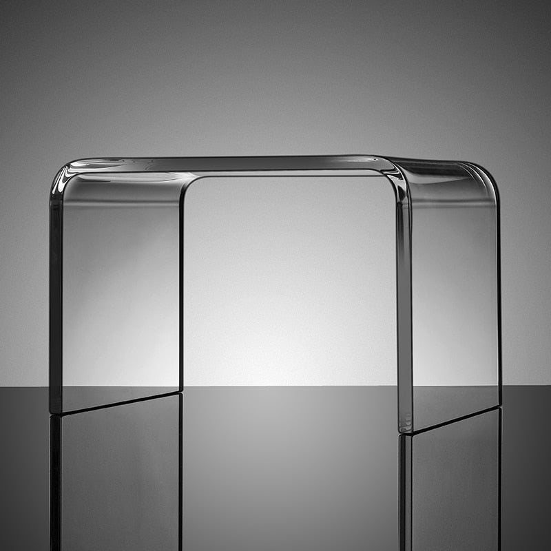 Taburete de acrílico moderno y elegante