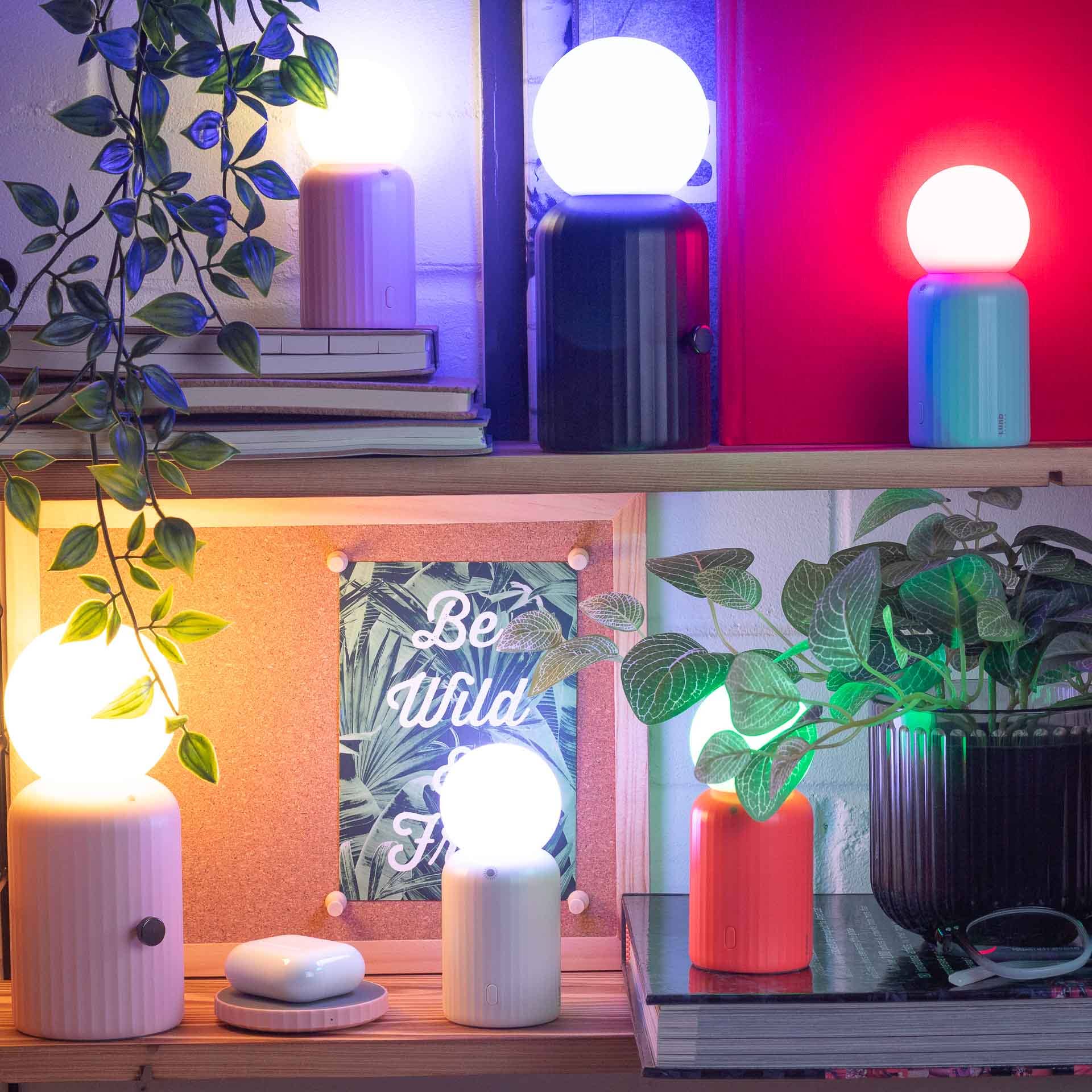 Mini Wireless 8 Colour Changing Lamp