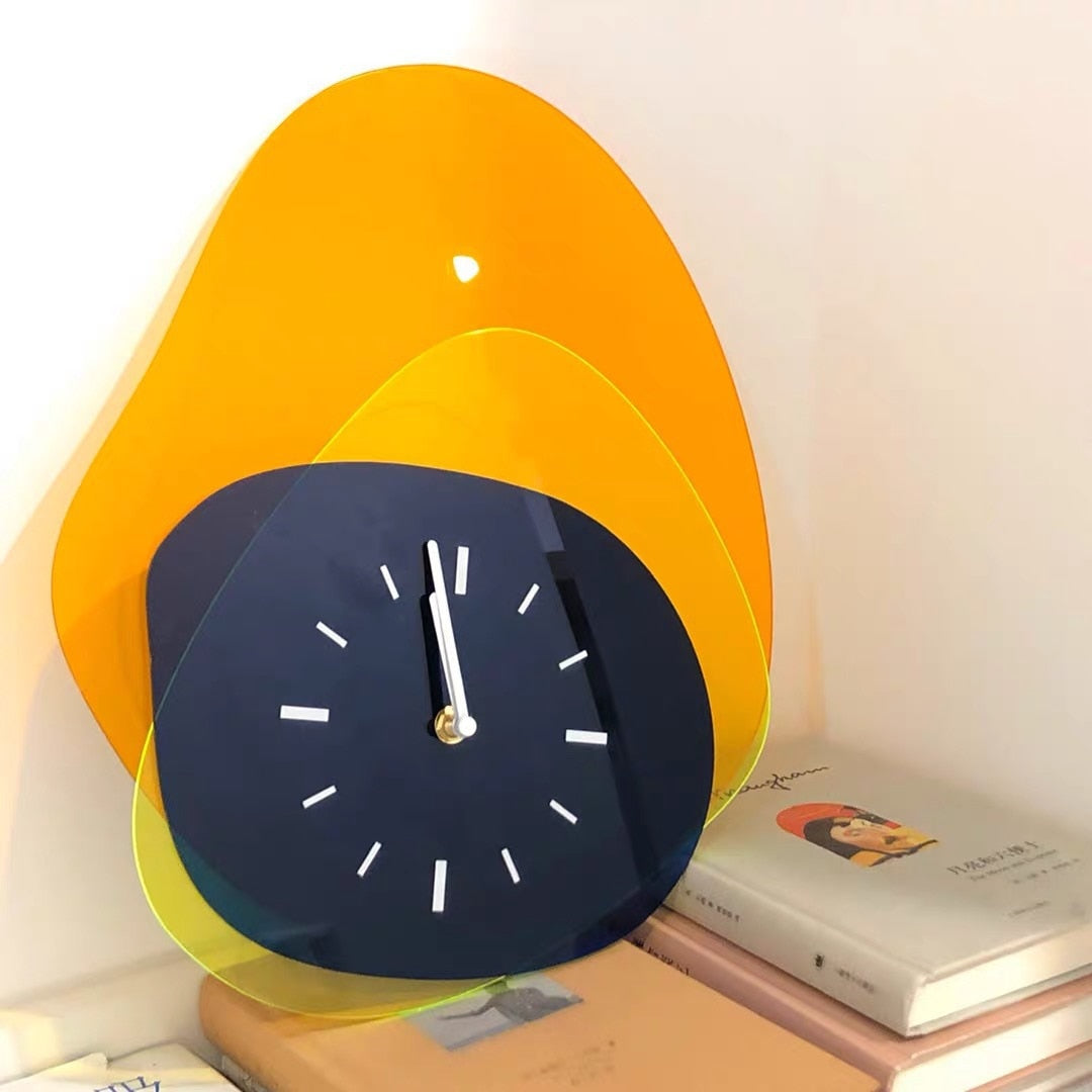 Reloj de pared surrealista posmoderno