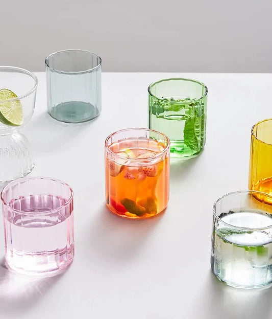 Vasos de vidrio coloridos