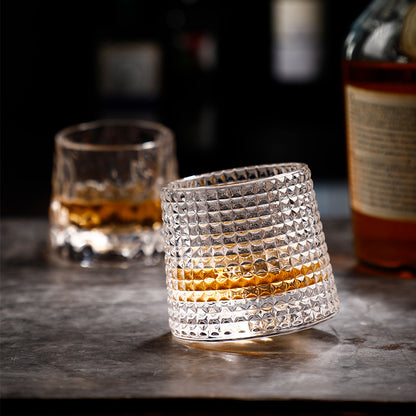 Elegante vaso de whisky con ruedas