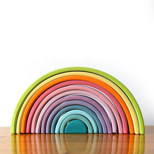 Bloques de anidación de madera arcoíris pastel