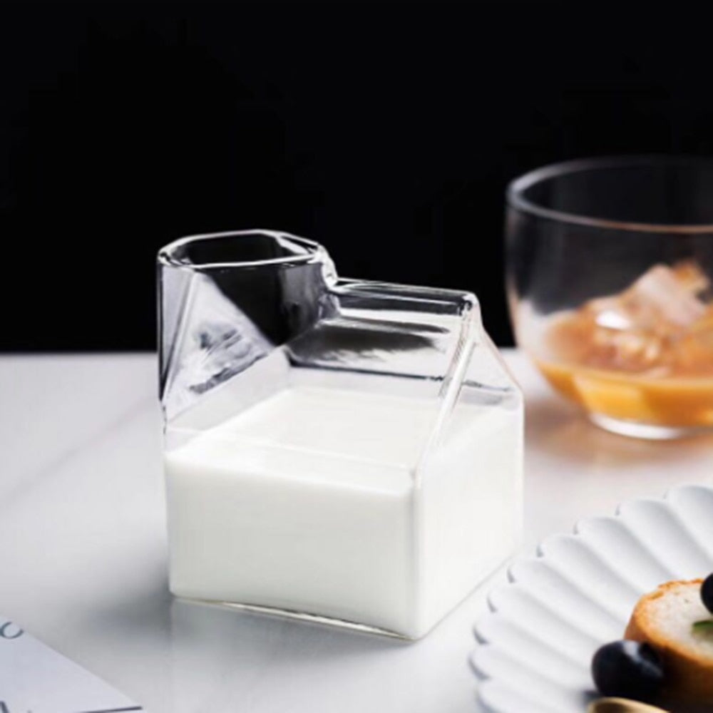 Crema de cartón de leche de vidrio